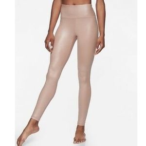 NWT-Athleta Shimmer Tight-High Rise-Medium